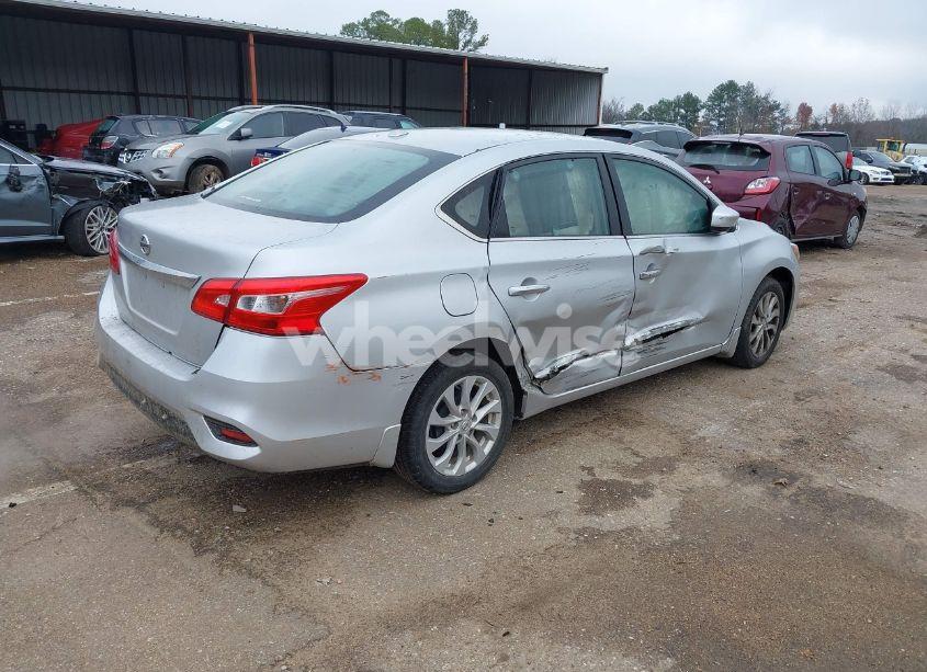 Photo 4 of 2019 Nissan Sentra SV (VIN 3N1AB7AP9KY222325)