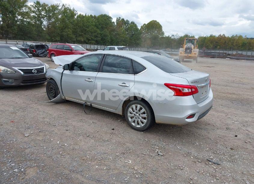 Photo 3 of 2019 Nissan Sentra S (VIN 3N1AB7AP9KY228531)