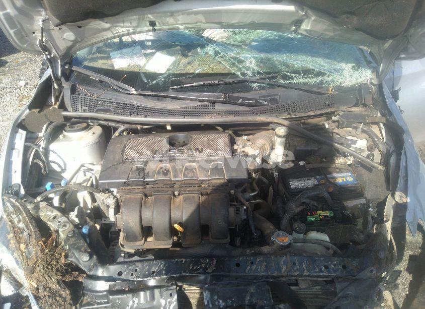 Photo 10 of 2019 Nissan Sentra SV (VIN 3N1AB7AP9KY271363)