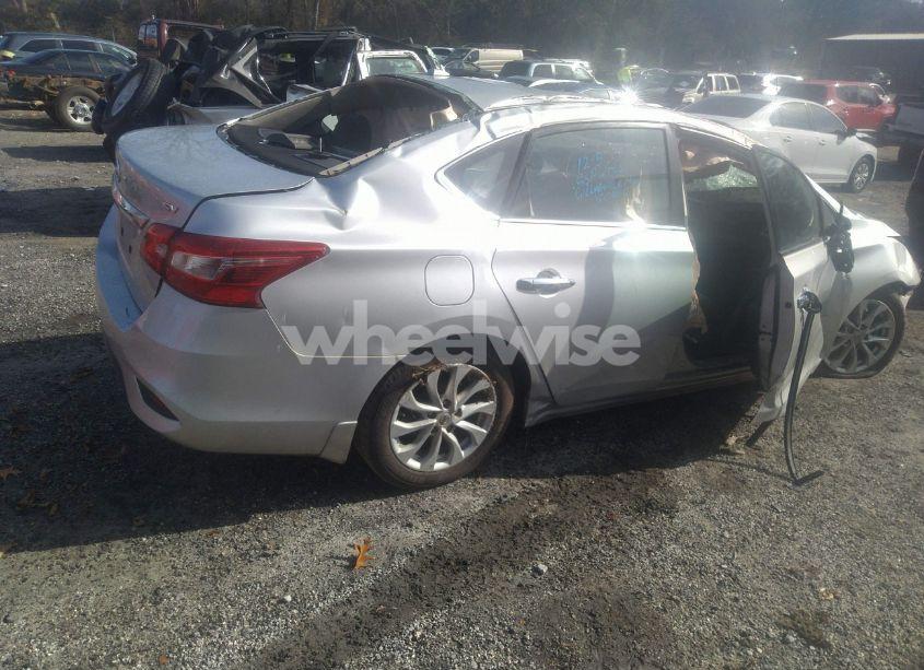 Photo 4 of 2019 Nissan Sentra SV (VIN 3N1AB7AP9KY271363)