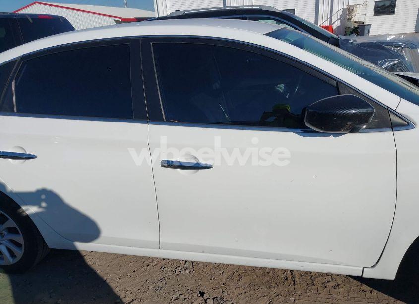 Photo 14 of 2019 Nissan Sentra SV (VIN 3N1AB7AP9KY277938)
