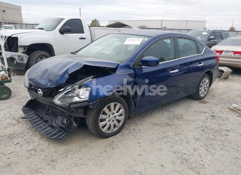 Photo 2 of 2019 Nissan Sentra S (VIN 3N1AB7AP9KY280838)