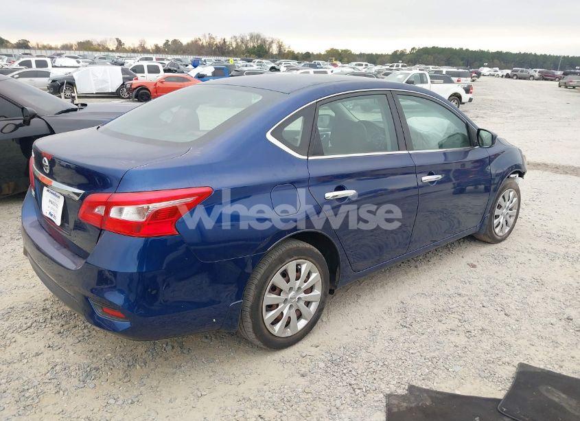 Photo 4 of 2019 Nissan Sentra S (VIN 3N1AB7AP9KY280838)