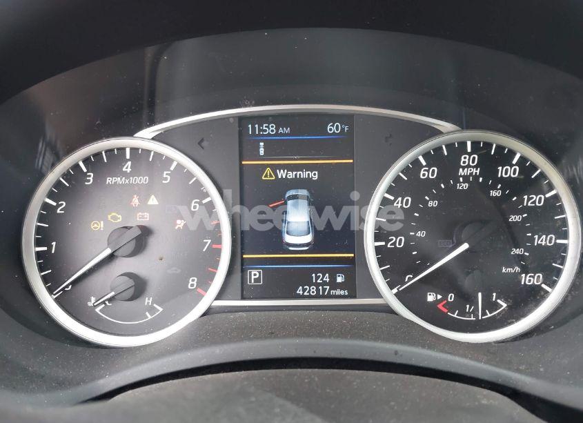 Photo 7 of 2019 Nissan Sentra S (VIN 3N1AB7AP9KY280838)