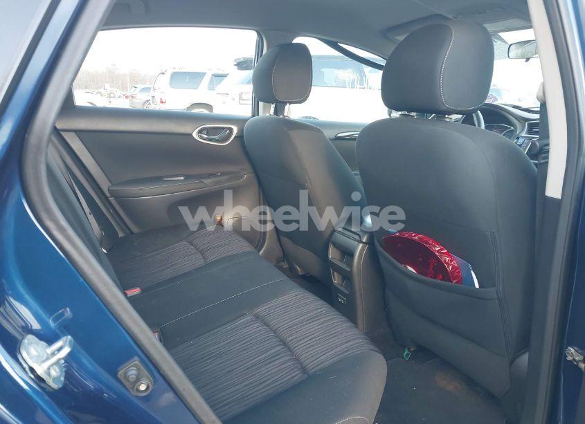 Photo 8 of 2019 Nissan Sentra SV (VIN 3N1AB7AP9KY290995)