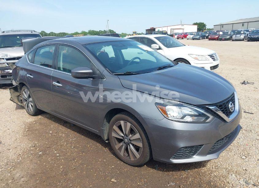 2019 Nissan Sentra SV (VIN 3N1AB7AP9KY300456) main photo