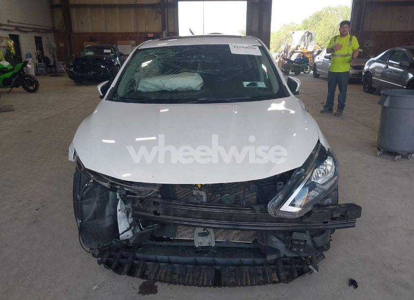 Photo 13 of 2019 Nissan Sentra SV (VIN 3N1AB7AP9KY300991)