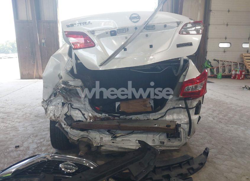 Photo 6 of 2019 Nissan Sentra SV (VIN 3N1AB7AP9KY300991)