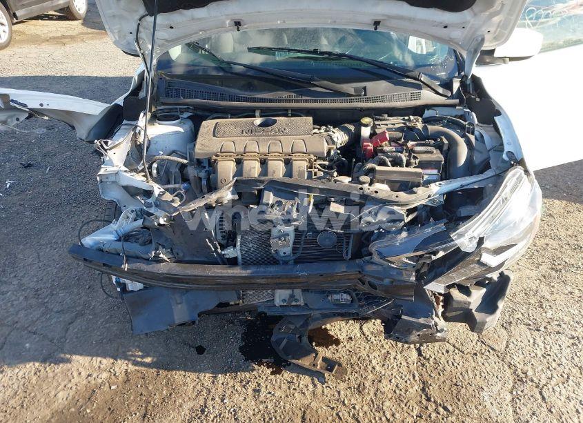 Photo 10 of 2019 Nissan Sentra SV (VIN 3N1AB7AP9KY308279)