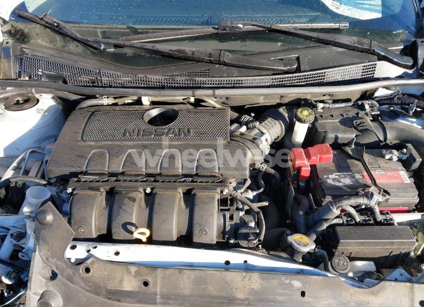 Photo 10 of 2019 Nissan Sentra SV (VIN 3N1AB7AP9KY317791)