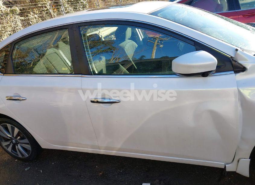 Photo 13 of 2019 Nissan Sentra SV (VIN 3N1AB7AP9KY317791)