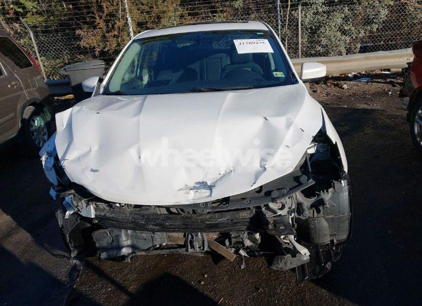 Photo 6 of 2019 Nissan Sentra SV (VIN 3N1AB7AP9KY317791)