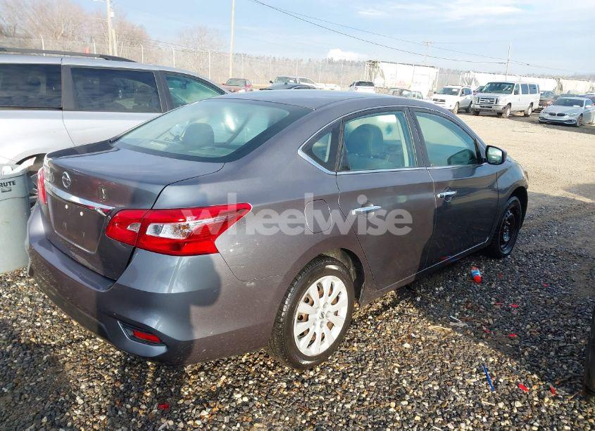 Photo 4 of 2019 Nissan Sentra S (VIN 3N1AB7AP9KY348572)