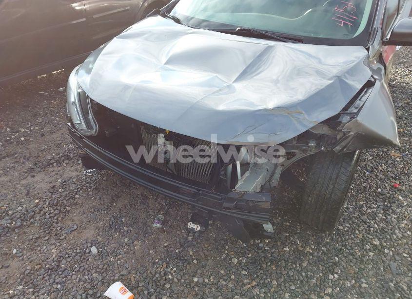 Photo 6 of 2019 Nissan Sentra S (VIN 3N1AB7AP9KY348572)