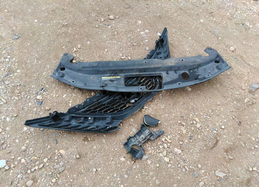 Photo 12 of 2019 Nissan Sentra SR (VIN 3N1AB7AP9KY351648)