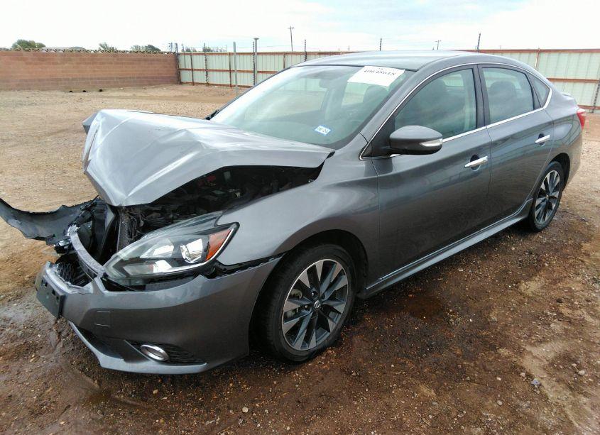 Photo 2 of 2019 Nissan Sentra SR (VIN 3N1AB7AP9KY351648)