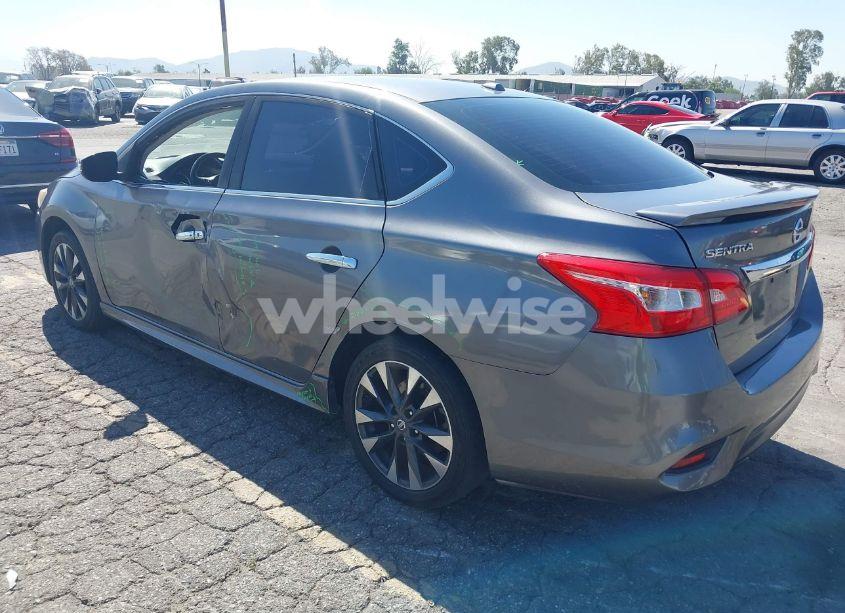 Photo 3 of 2019 Nissan Sentra SR (VIN 3N1AB7AP9KY352430)