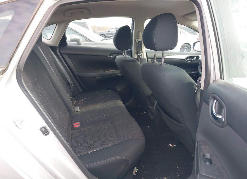 Photo 8 of 2019 Nissan Sentra S (VIN 3N1AB7AP9KY353643)