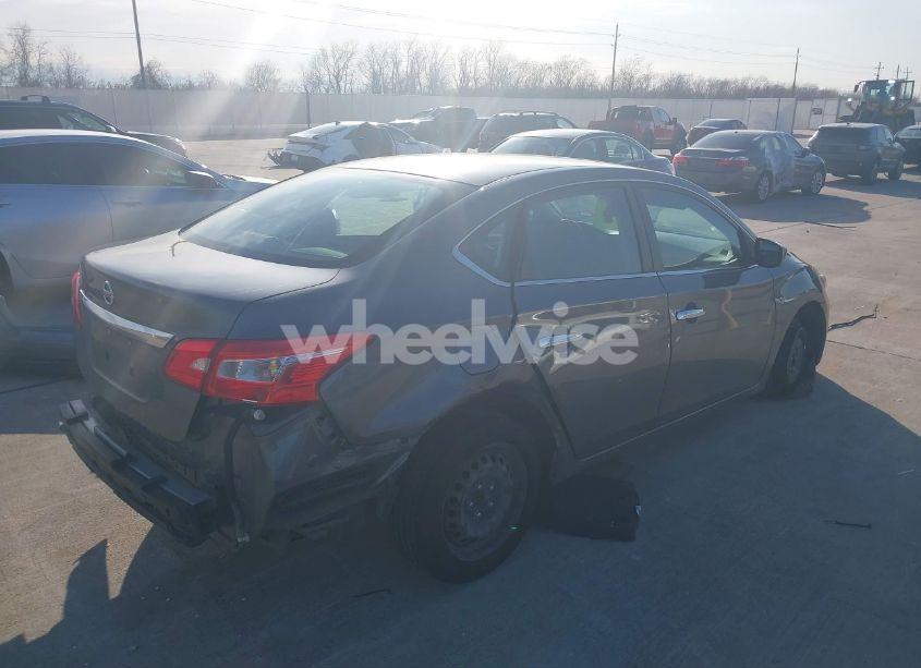 Photo 4 of 2019 Nissan Sentra S (VIN 3N1AB7AP9KY359345)