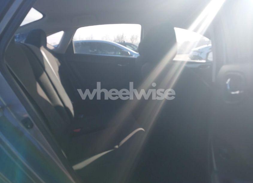 Photo 8 of 2019 Nissan Sentra S (VIN 3N1AB7AP9KY359345)