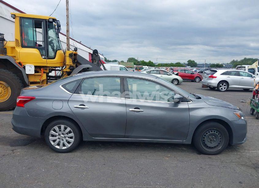 Photo 13 of 2019 Nissan Sentra S (VIN 3N1AB7AP9KY360883)