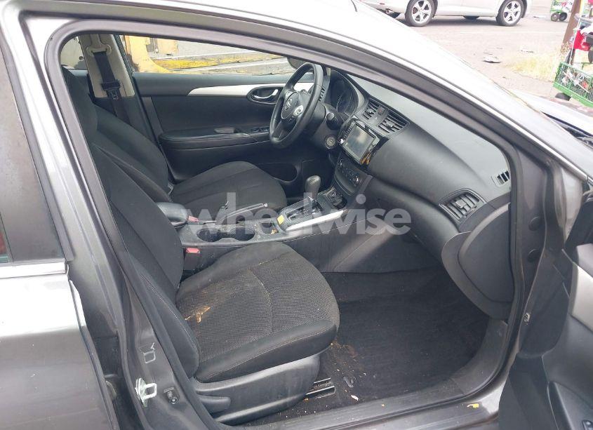 Photo 5 of 2019 Nissan Sentra S (VIN 3N1AB7AP9KY360883)