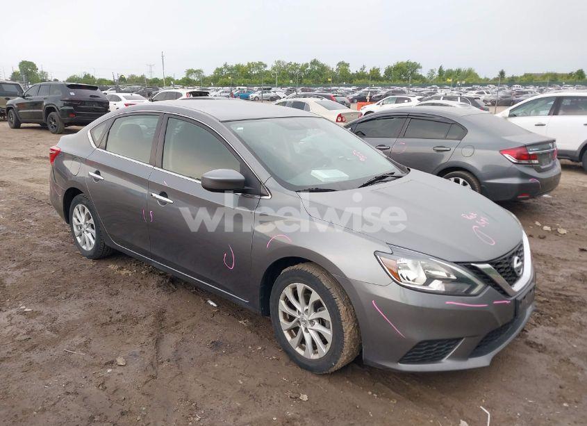 2019 Nissan Sentra SV (VIN 3N1AB7AP9KY367557) main photo