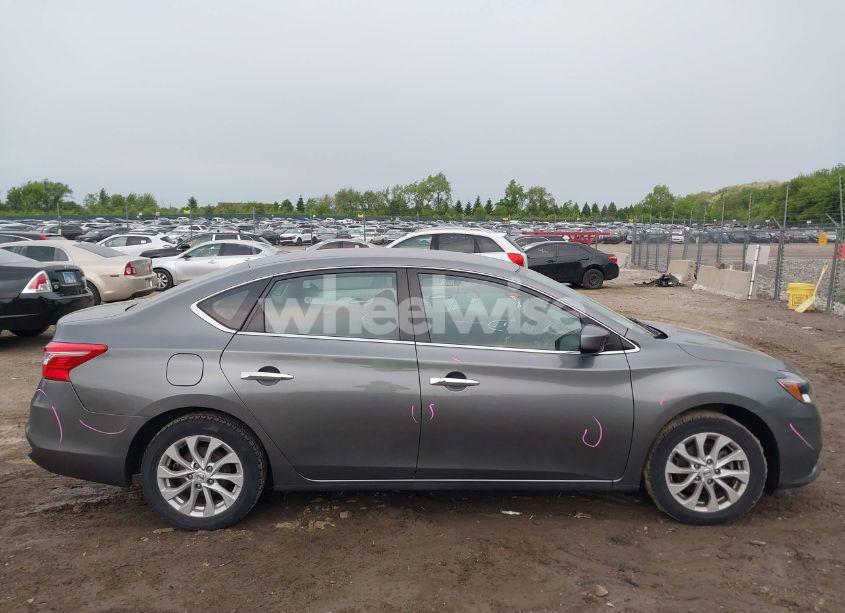 Photo 13 of 2019 Nissan Sentra SV (VIN 3N1AB7AP9KY367557)