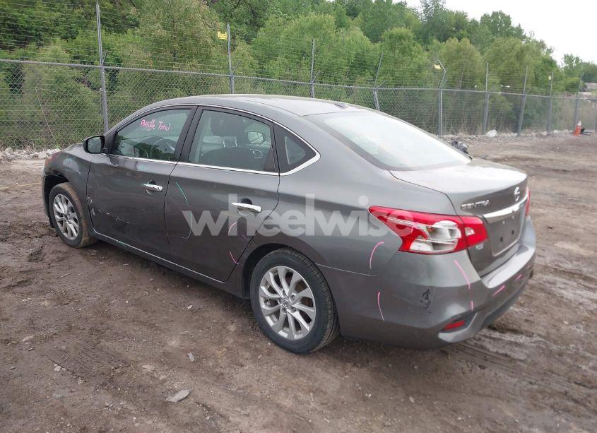 Photo 3 of 2019 Nissan Sentra SV (VIN 3N1AB7AP9KY367557)