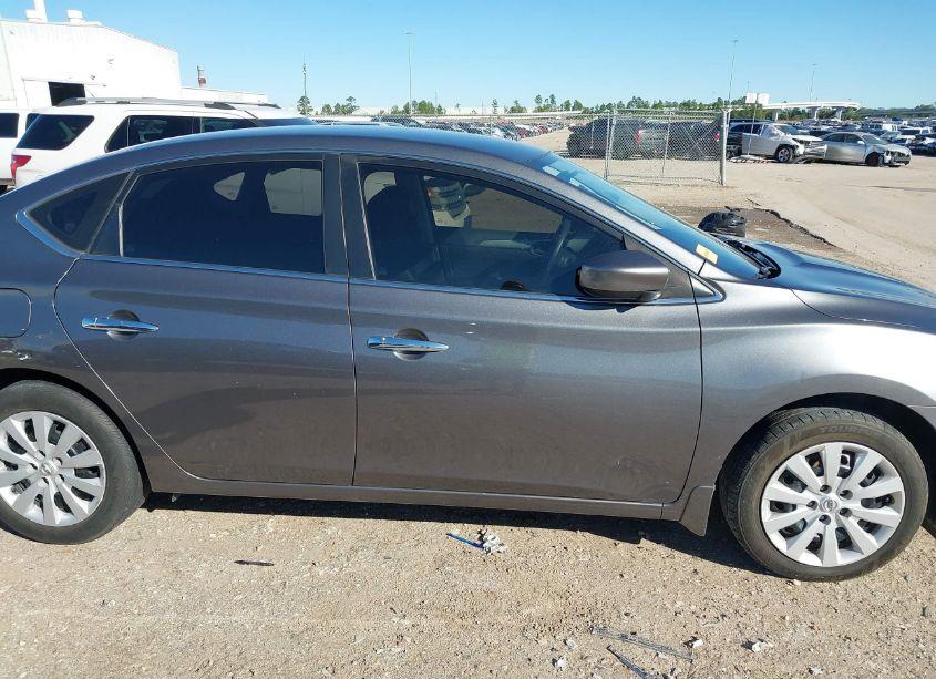 Photo 14 of 2019 Nissan Sentra S (VIN 3N1AB7AP9KY406549)