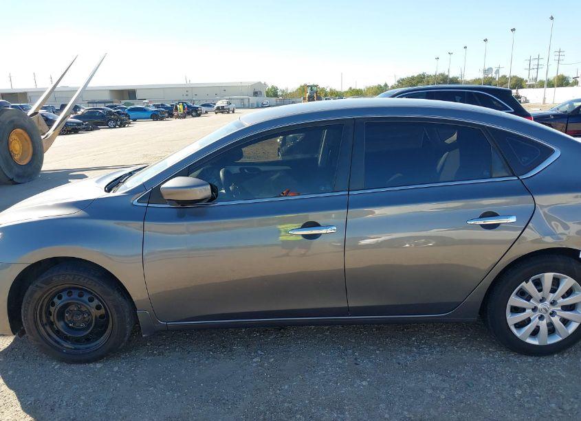 Photo 15 of 2019 Nissan Sentra S (VIN 3N1AB7AP9KY406549)