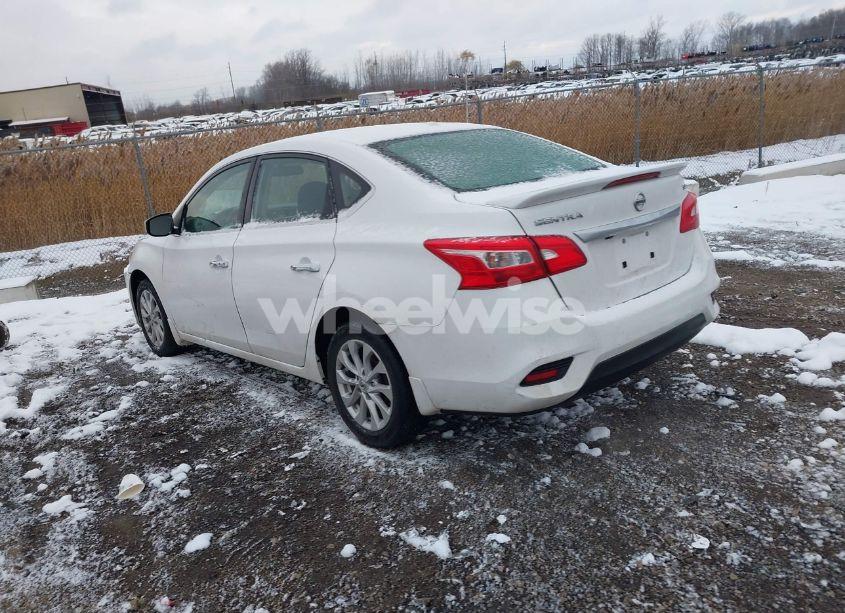 Photo 3 of 2019 Nissan Sentra SV (VIN 3N1AB7AP9KY409239)