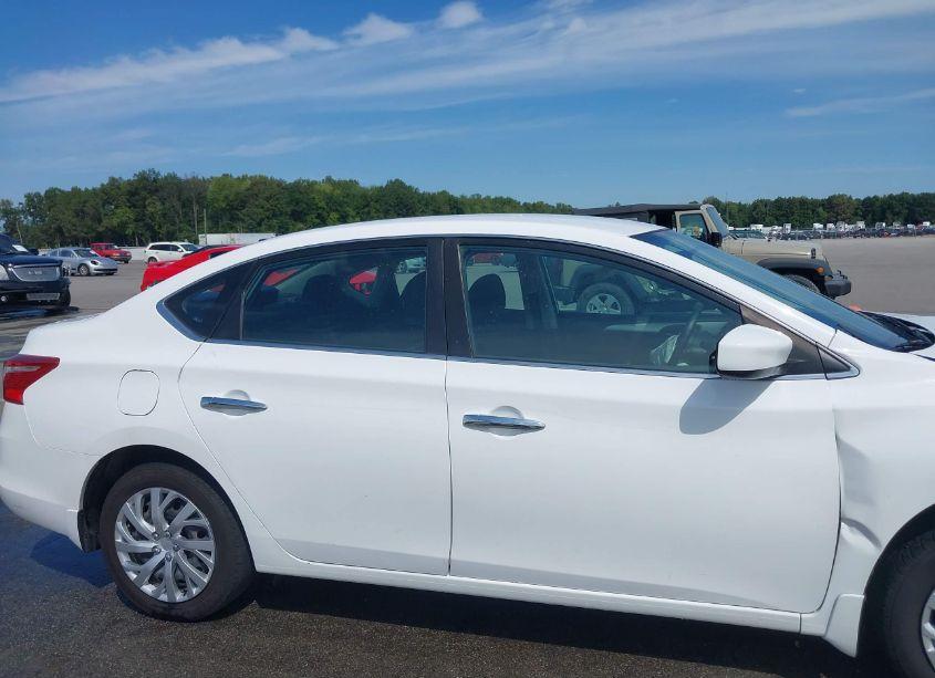 Photo 14 of 2019 Nissan Sentra S (VIN 3N1AB7AP9KY410696)