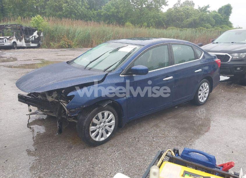 Photo 2 of 2019 Nissan Sentra S (VIN 3N1AB7AP9KY414361)