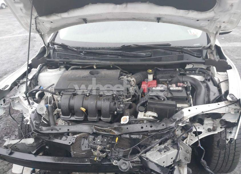 Photo 10 of 2019 Nissan Sentra S (VIN 3N1AB7AP9KY419981)