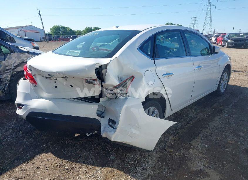 Photo 6 of 2019 Nissan Sentra SV (VIN 3N1AB7AP9KY420452)