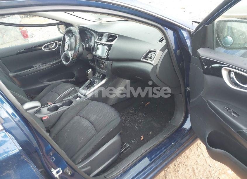 Photo 5 of 2019 Nissan Sentra SV (VIN 3N1AB7AP9KY429653)