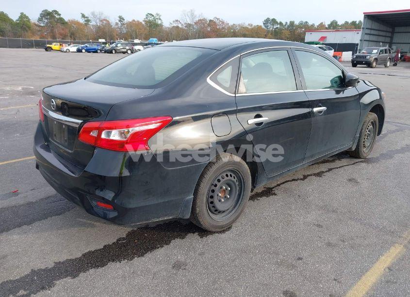 Photo 4 of 2019 Nissan Sentra S (VIN 3N1AB7AP9KY442998)