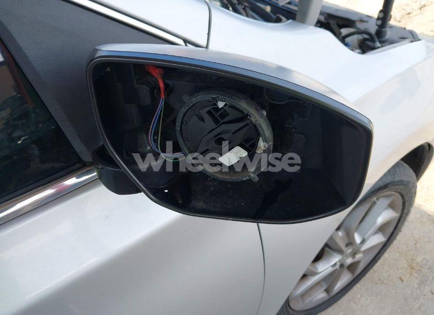 Photo 12 of 2013 Nissan Sentra SR (VIN 3N1AB7APXDL732246)