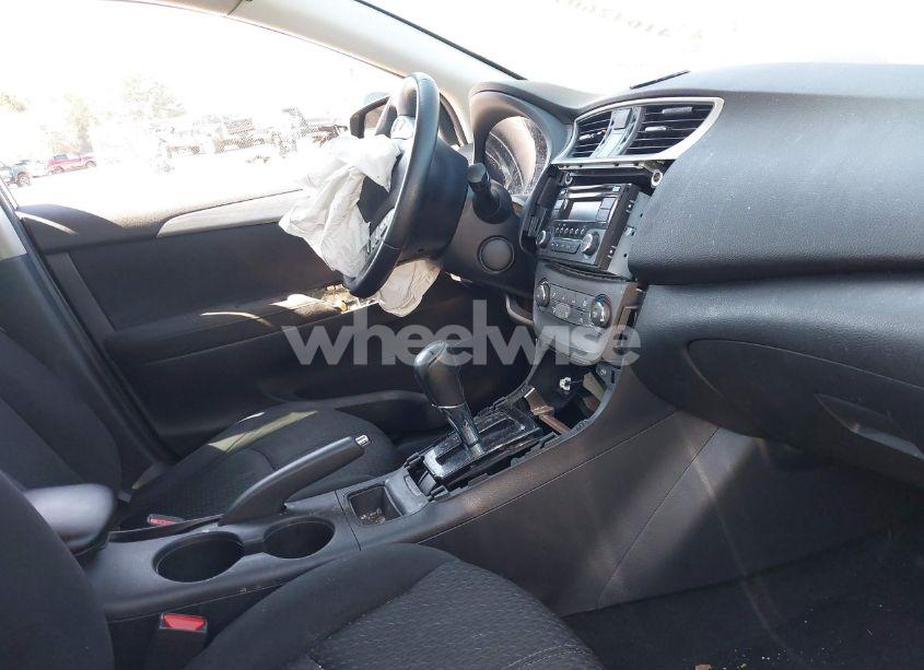 Photo 5 of 2013 Nissan Sentra SR (VIN 3N1AB7APXDL772102)