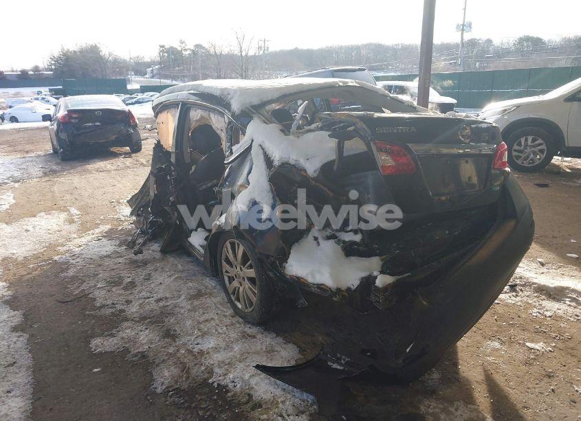 Photo 3 of 2013 Nissan Sentra SL (VIN 3N1AB7APXDL779518)