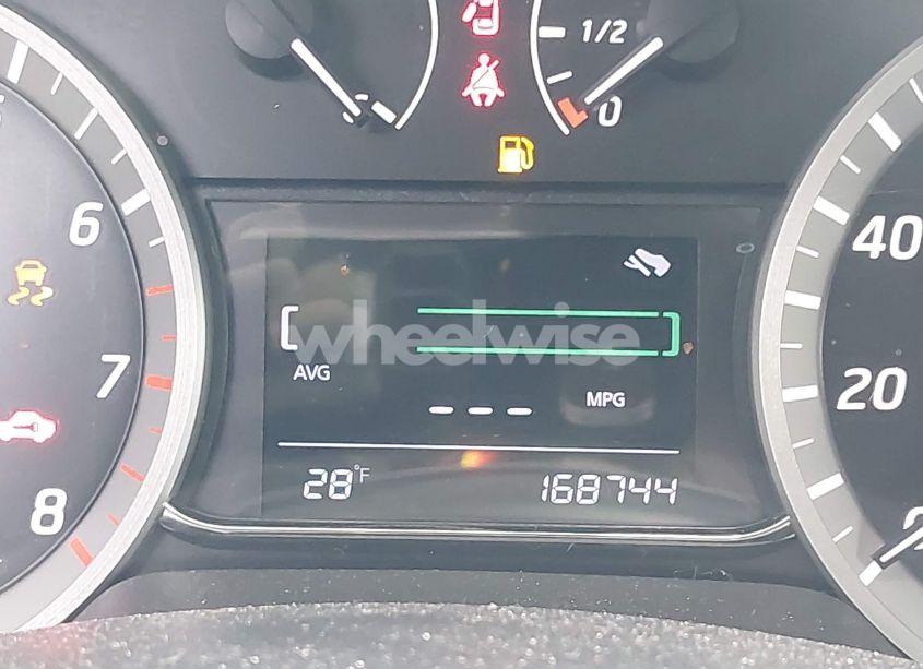 Photo 13 of 2015 Nissan Sentra (VIN 3N1AB7APXFY248230)