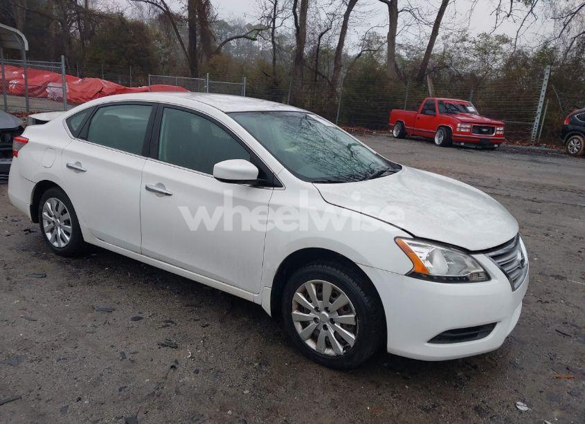 2015 Nissan Sentra S (VIN 3N1AB7APXFY292325) main photo