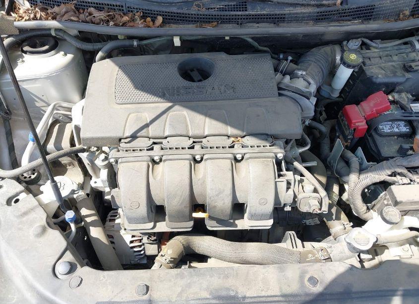 Photo 10 of 2015 Nissan Sentra S (VIN 3N1AB7APXFY338249)