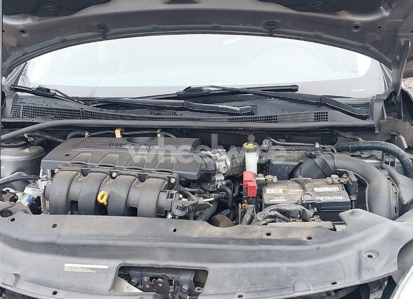 Photo 10 of 2015 Nissan Sentra S (VIN 3N1AB7APXFY351051)