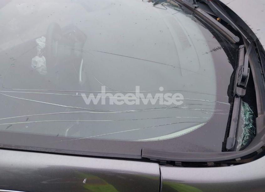Photo 13 of 2015 Nissan Sentra S (VIN 3N1AB7APXFY351051)