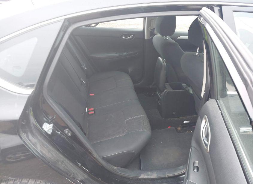 Photo 8 of 2015 Nissan Sentra S (VIN 3N1AB7APXFY360994)