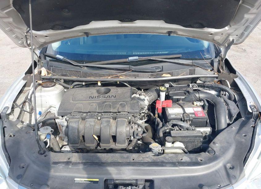 Photo 10 of 2015 Nissan Sentra S (VIN 3N1AB7APXFY365726)