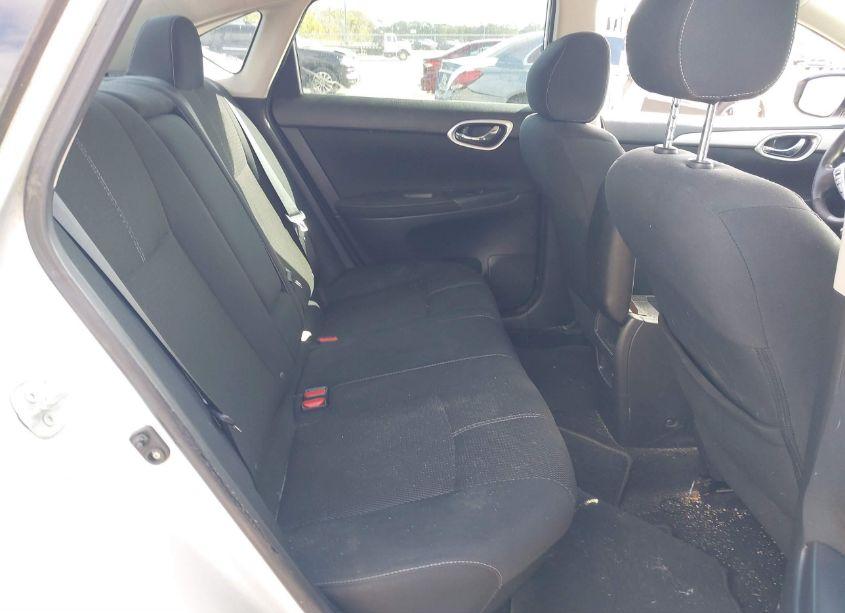 Photo 8 of 2015 Nissan Sentra S (VIN 3N1AB7APXFY365726)