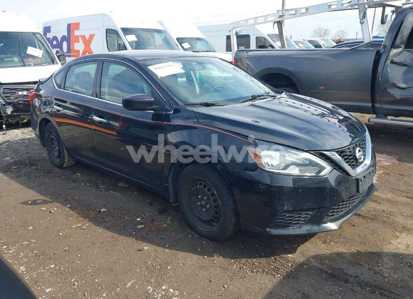2016 Nissan Sentra SV (VIN 3N1AB7APXGL653034) main photo